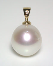 Load image into Gallery viewer, 14mm Australian South Sea pearl & 9ct gold pendant