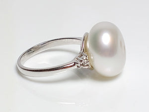 13mm South Sea pearl, topaz & sterling silver ring 6/L