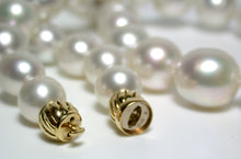 Load image into Gallery viewer, 10-13.3mm AA++ South Sea pearl &amp; 18ct gold necklace