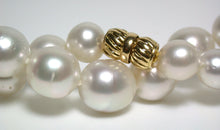 Load image into Gallery viewer, 10-13.3mm AA++ South Sea pearl &amp; 18ct gold necklace