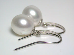 Stylist 10x11mm white freshwater pearl & sterling silver earrings