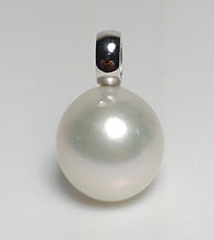 Load image into Gallery viewer, 15mm Australian South Sea pearl &amp; 9ct white gold pendant