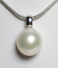 Load image into Gallery viewer, 15mm Australian South Sea pearl &amp; 9ct white gold pendant