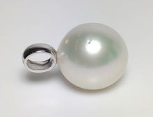 Load image into Gallery viewer, 15mm Australian South Sea pearl &amp; 9ct white gold pendant