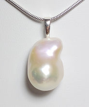 Load image into Gallery viewer, 16x23mm white fireball pearl &amp; sterling silver pendant