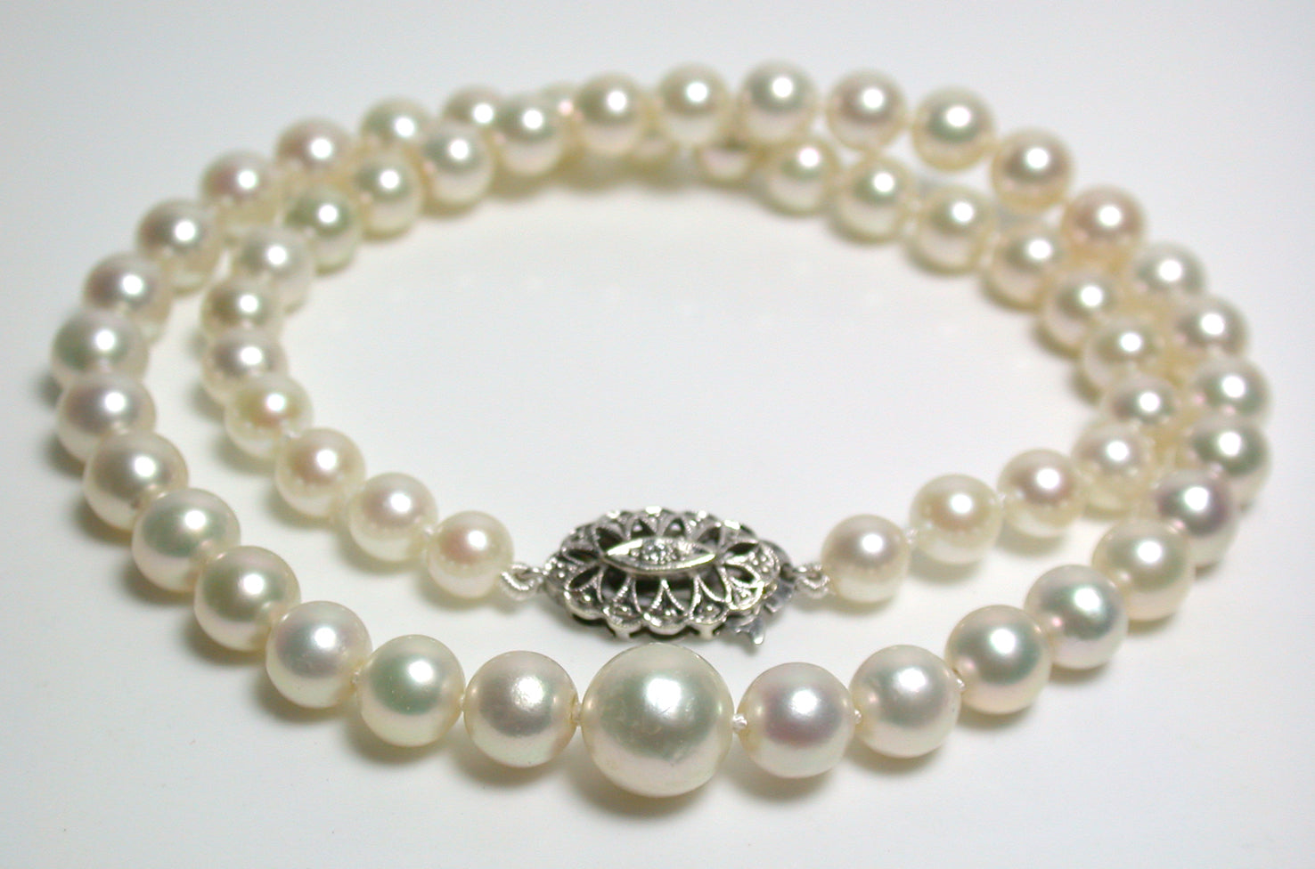 Vintage Akoya pearl necklace 9ct white gold diamond