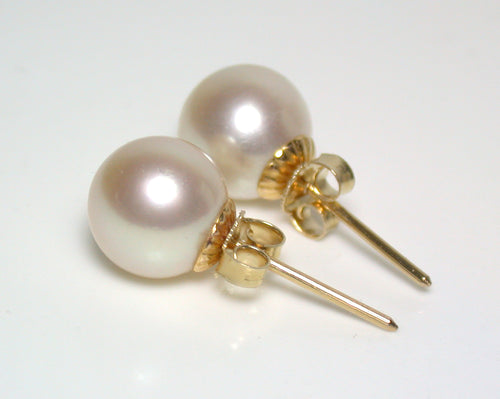 Vintage 8.6mm Akoya saltwater pearl & 14ct gold earrings