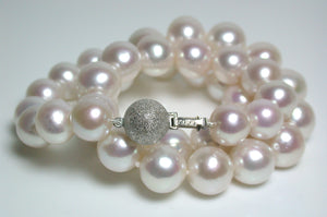 9.5-11mm white pearl & 18ct white gold necklace