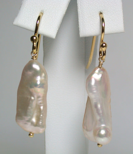 22x9mm pale pink freshwater biwa pearl & 22ct gold vermeil earrings
