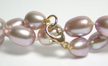 Load image into Gallery viewer, 8x10mm lavender pink pearl &amp; 9 carat gold necklace
