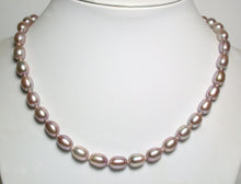 Load image into Gallery viewer, 8x10mm lavender pink pearl &amp; 9 carat gold necklace