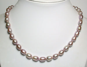 8x10mm lavender pink pearl & 9 carat gold necklace