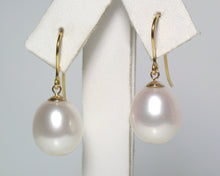 Load image into Gallery viewer, Stunning 11x12.5mm white pearl &amp; 9 carat gold earrings