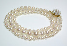 Load image into Gallery viewer, Vintage 3.4-7.2mm Akoya pearl &amp; 9ct gold necklace