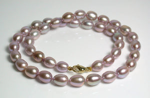 8x10mm lavender pink pearl & 9 carat gold necklace