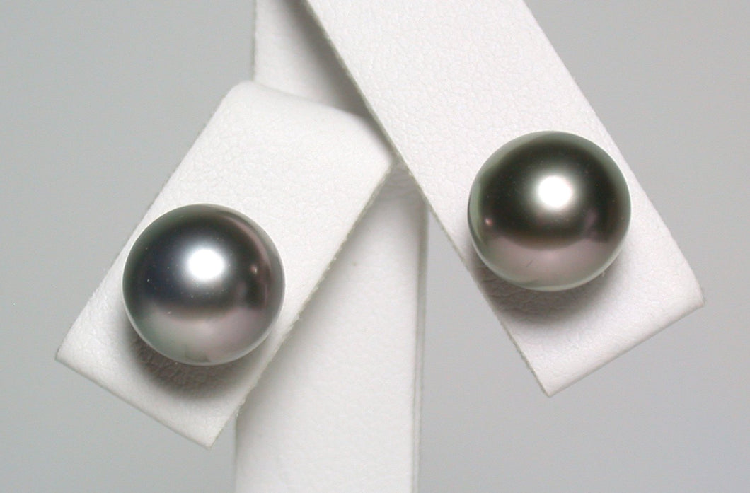 9.7mm pink/green overtone Tahitian pearl & 18 carat white gold earrings