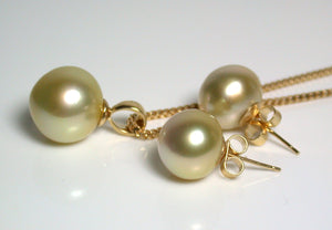 Golden South Sea pearl 18ct gold pendant & earrings