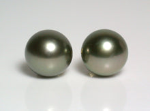 Load image into Gallery viewer, 10mm pistachio Tahitian pearl &amp; 18 carat gold earrings