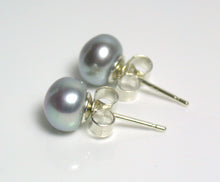 Load image into Gallery viewer, 7-7.5mm silver-grey freshwater pearl &amp; sterling silver earrings