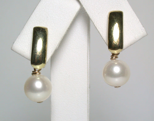 Radiant 8mm white pearl & gold vermeil earrings