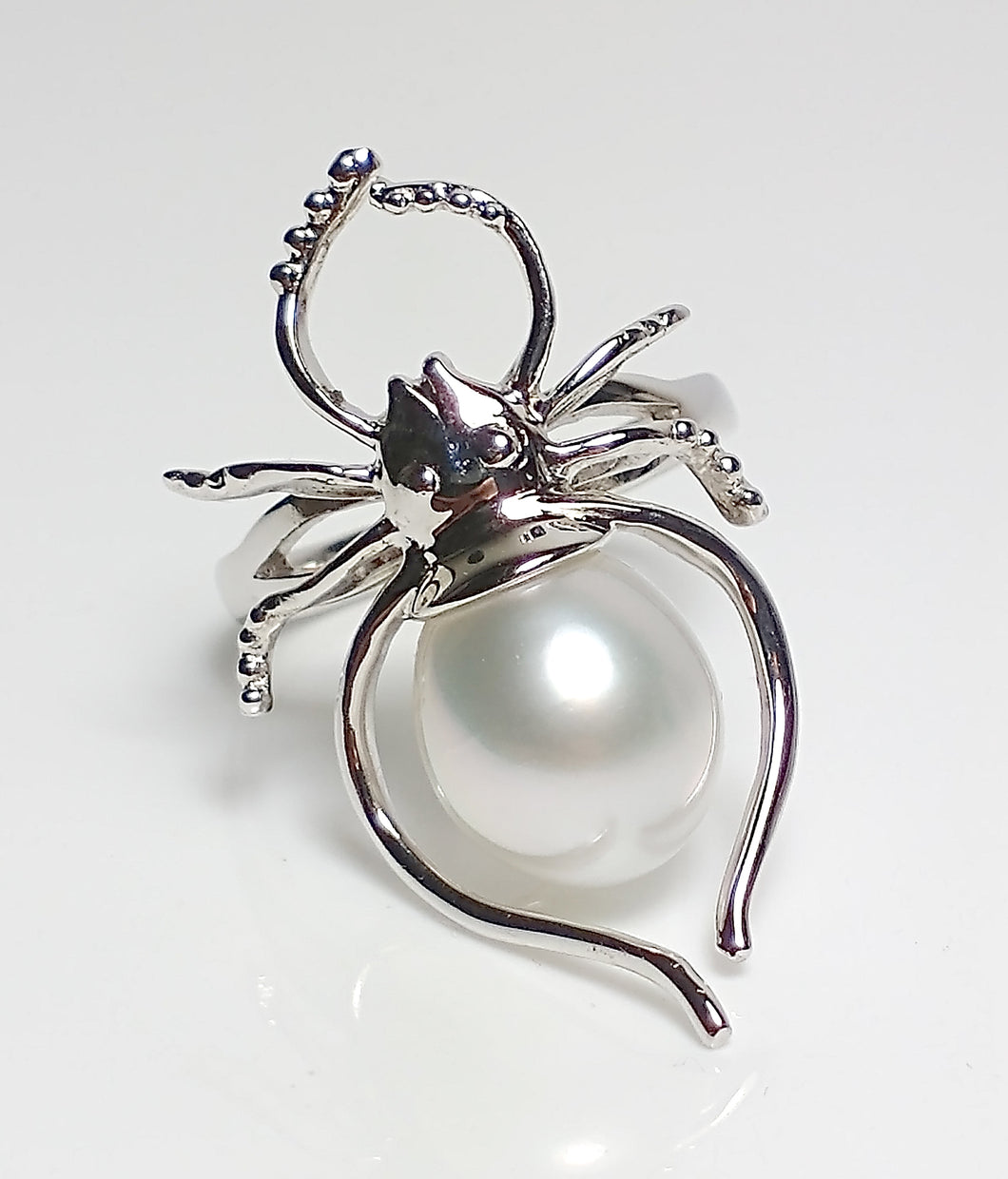 South Sea pearl & sterling silver spider ring 7/N