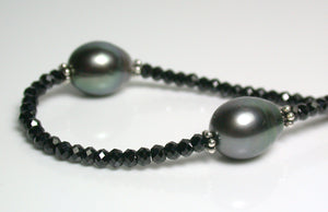9.5x12mm Tahitian pearl, spinel & sterling silver necklace