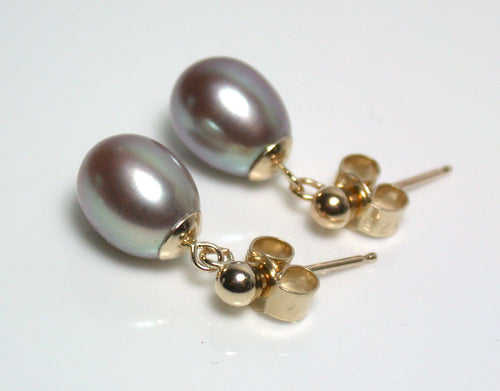 7x9mm metallic lavender pearl & 9 carat gold earrings