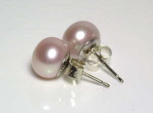 8.5mm pale pink pearl & 9 carat white gold earrings