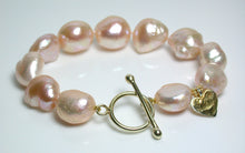 Load image into Gallery viewer, 13-15mm peach baroque pearl &amp; gold vermeil bracelet