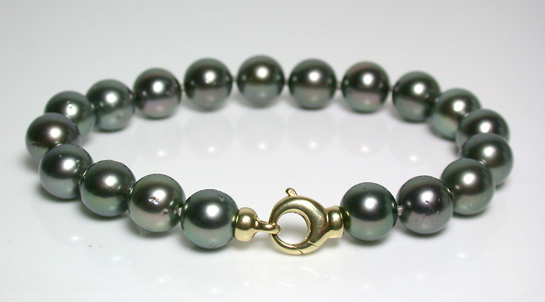 9-9.5mm peacock Tahitian pearl & 18ct gold bracelet