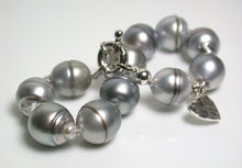 Load image into Gallery viewer, 11-12mm silver grey Tahitian pearl &amp; sterling silver bracelet