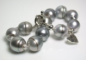 11-12mm silver grey Tahitian pearl & sterling silver bracelet