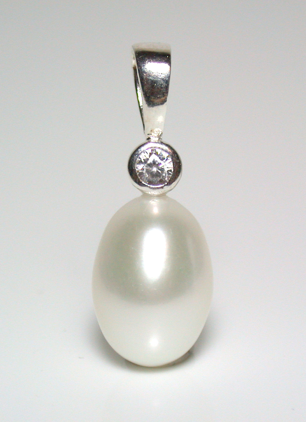 9x13mm white freshwater pearl & sterling silver pendant necklace